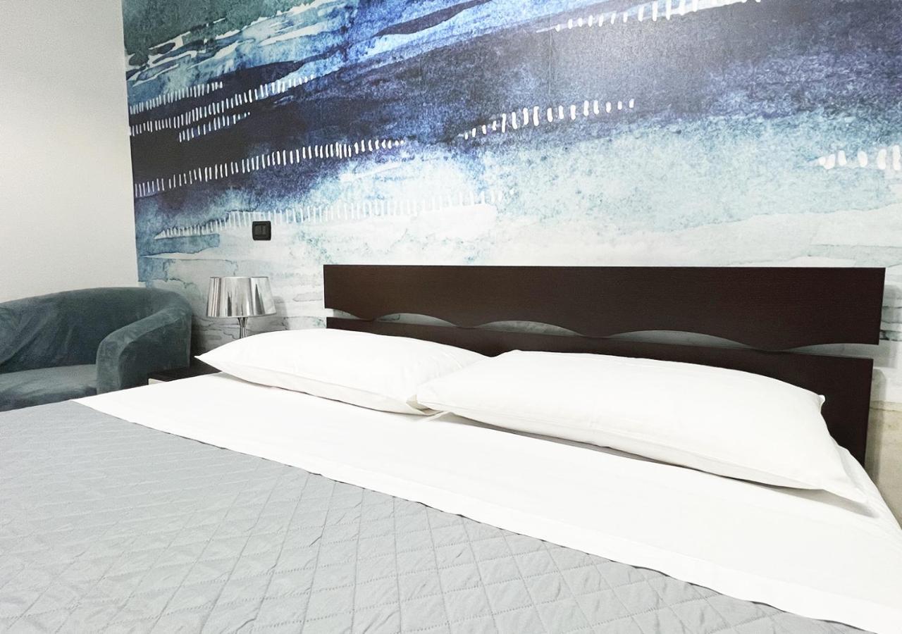 Skyline Hotel Civitavecchia Bagian luar foto